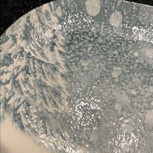 Intesa Home Beautiful Artistic Blue and White Textured Porcelain Platter